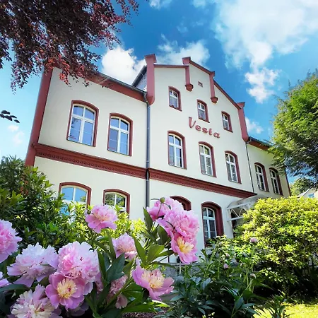 Otel - Vesta
