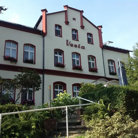 - Vesta