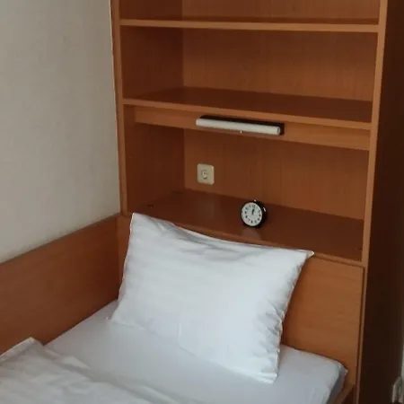 Szálloda - Vesta 3*