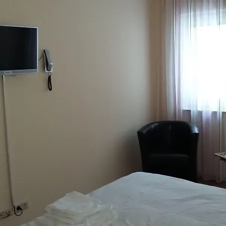 - Vesta Бад-Эльстер