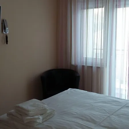 Отель - Vesta Бад-Эльстер