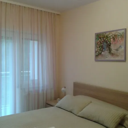 - Vesta Hotel