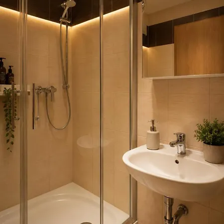- Vesta Hotel 3*