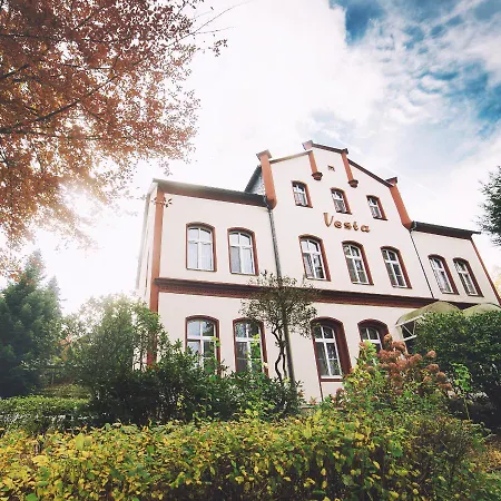 - Vesta Hotel 3*