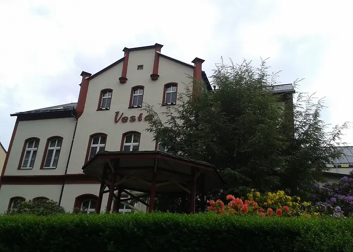 - Vesta Hotel